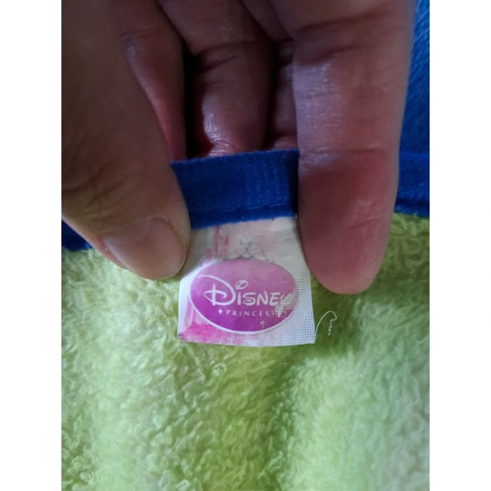 Disney Princesses Large Blanket Fleece Cinderella Belle‎ & Sleeping Beauty
